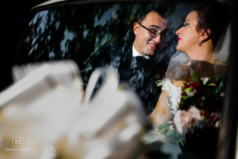 How to Choose the Right Wedding Photographer